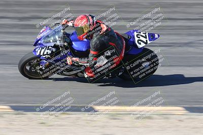 media/Jan-16-2026-CVMA Friday Practice (Fri) [[6f2bf47531]]/3-Racer 2/Session 2 Bowl Entry Pans/